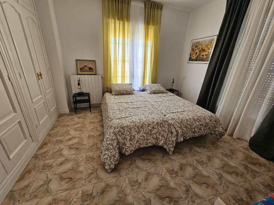 הוילה Fuentiduena de Tajo La Casa Del Arbol מראה חיצוני תמונה