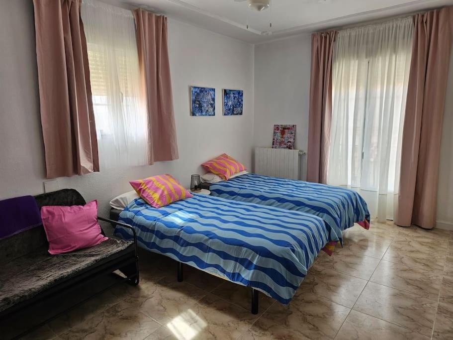 הוילה Fuentiduena de Tajo La Casa Del Arbol מראה חיצוני תמונה