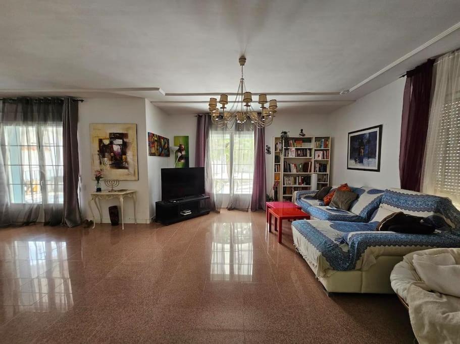 הוילה Fuentiduena de Tajo La Casa Del Arbol מראה חיצוני תמונה