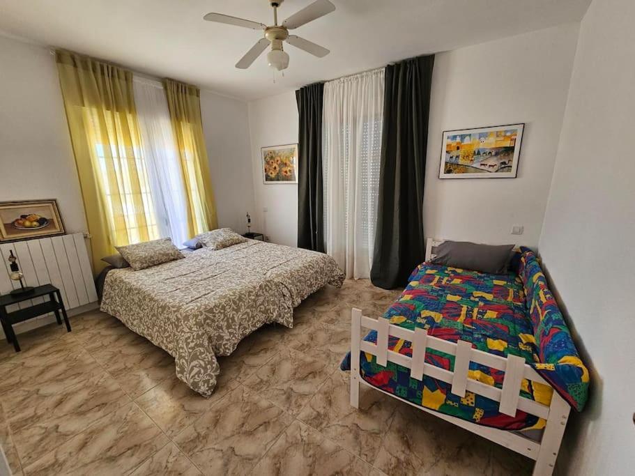 הוילה Fuentiduena de Tajo La Casa Del Arbol מראה חיצוני תמונה